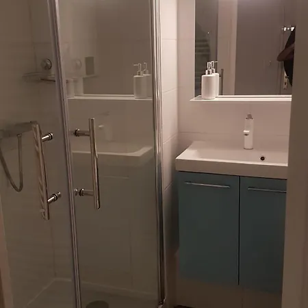 Apartment T3 - Au Calme - Climatise - Plages A Pied